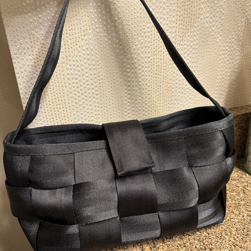Harvey’s Black seatbelt bag purse Tote